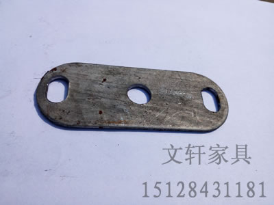���004